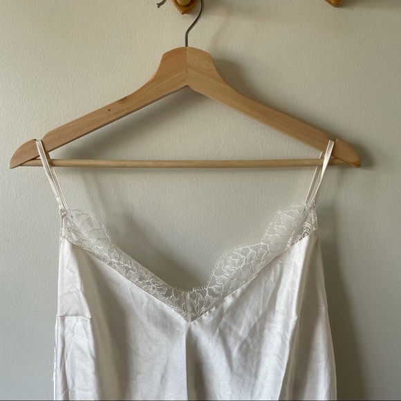 Victoria’s Secret White Satin Slip Dress Size Large - Picture 2 of 11